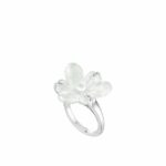 Bague-Fleur-de-neige-Lalique