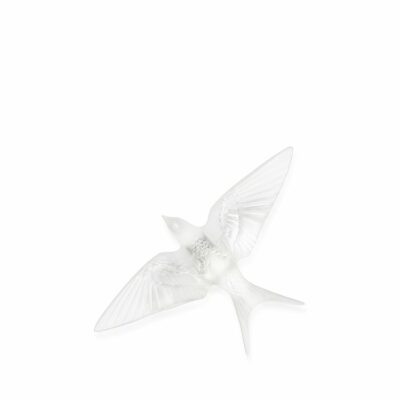 Sculpture-murale-hirondelle-ailes-baissees-Lalique