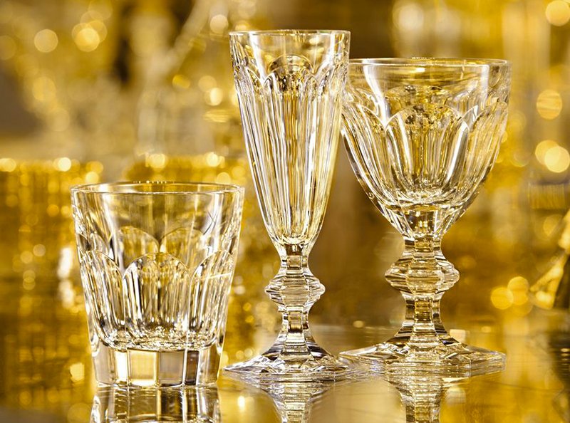 COMPOSITION D'UN SERVICE DE TABLE EN CRISTAL 2 Service-Harcourt-Baccarat