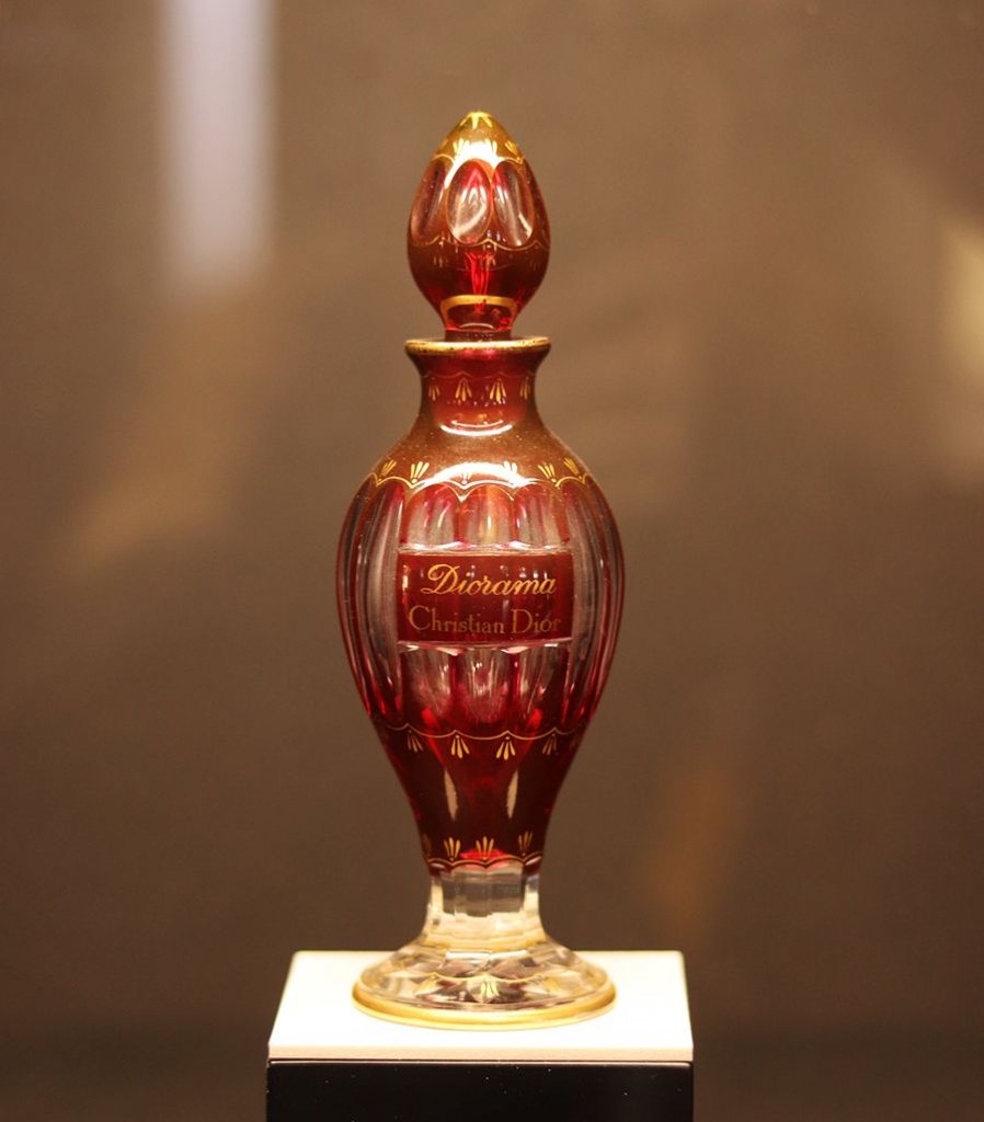 Amphore en cristal doublé de Baccarat Christian Dior Diorama 1949