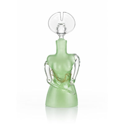 flacon-sculpture-femme-chapeau-cristal-vert
